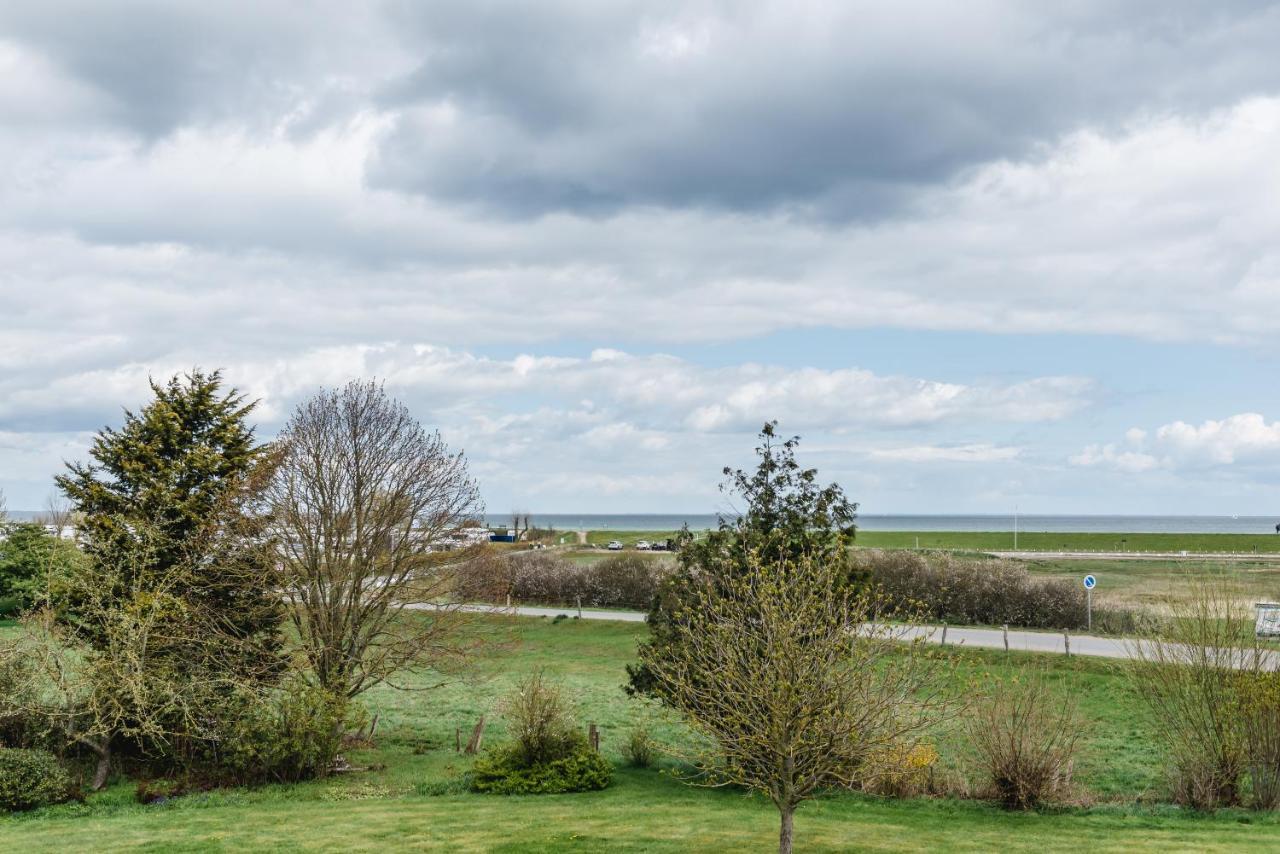 Straendhus Bed&Breakfast Hasselberg  Экстерьер фото