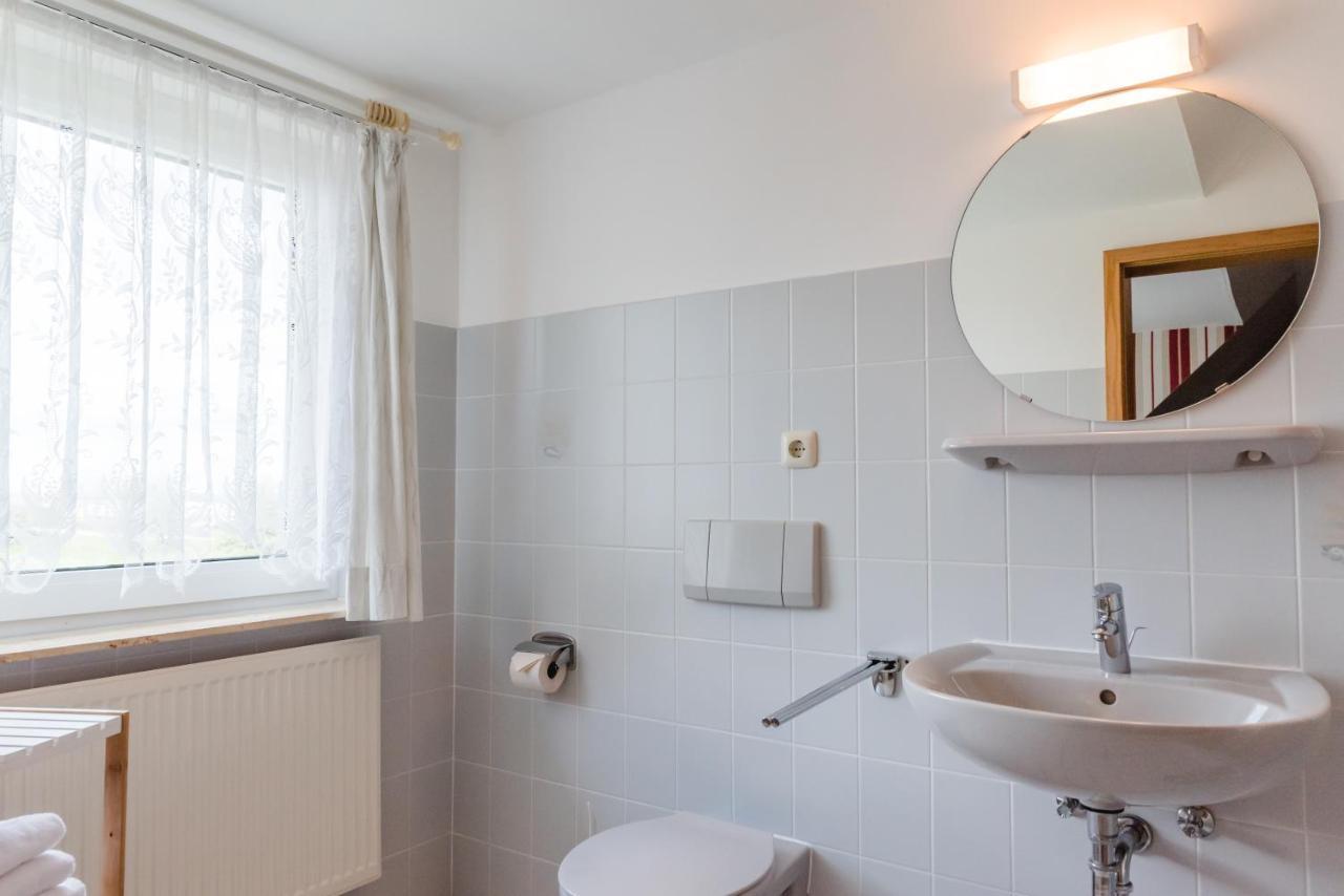 Straendhus Bed&Breakfast Hasselberg  Экстерьер фото
