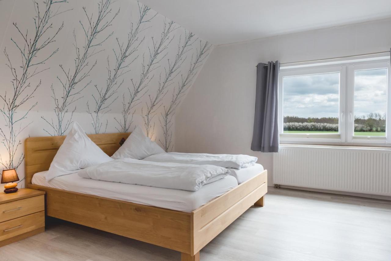 Straendhus Bed&Breakfast Hasselberg  Экстерьер фото