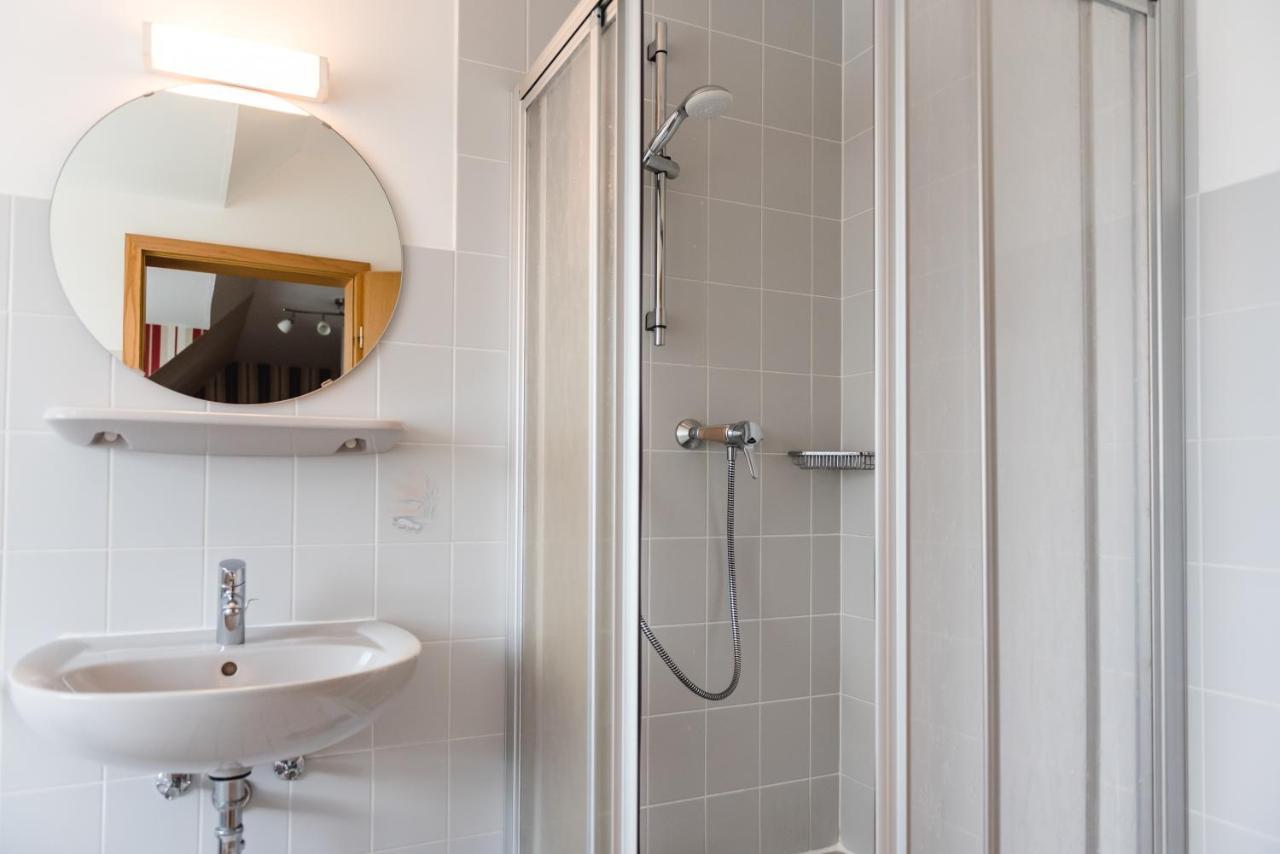 Straendhus Bed&Breakfast Hasselberg  Экстерьер фото