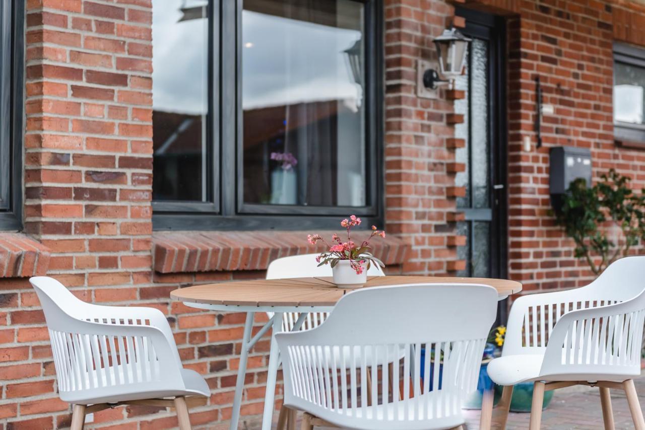 Straendhus Bed&Breakfast Hasselberg  Экстерьер фото